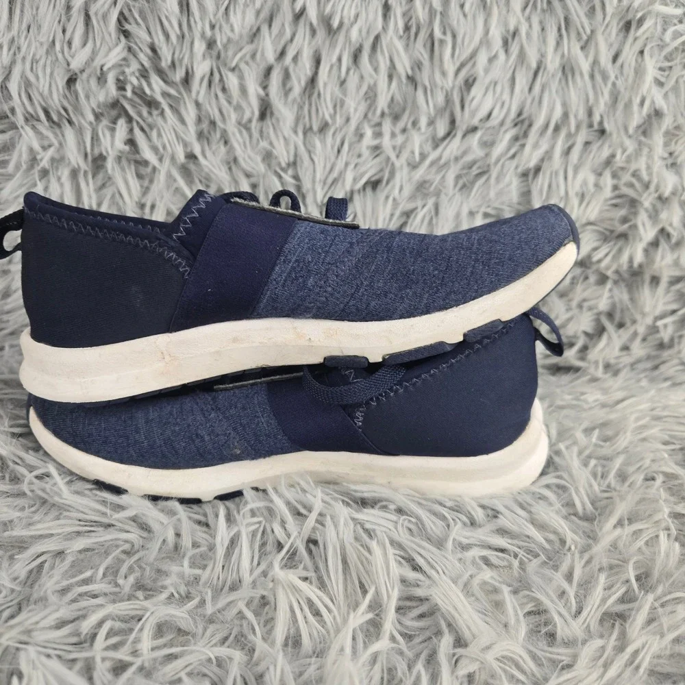 New Balance‎ FuelCore Nergize Kids Size 1Y Navy Blue Pink GSNCYNB Sneakers